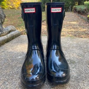 Black Hunter rain boots